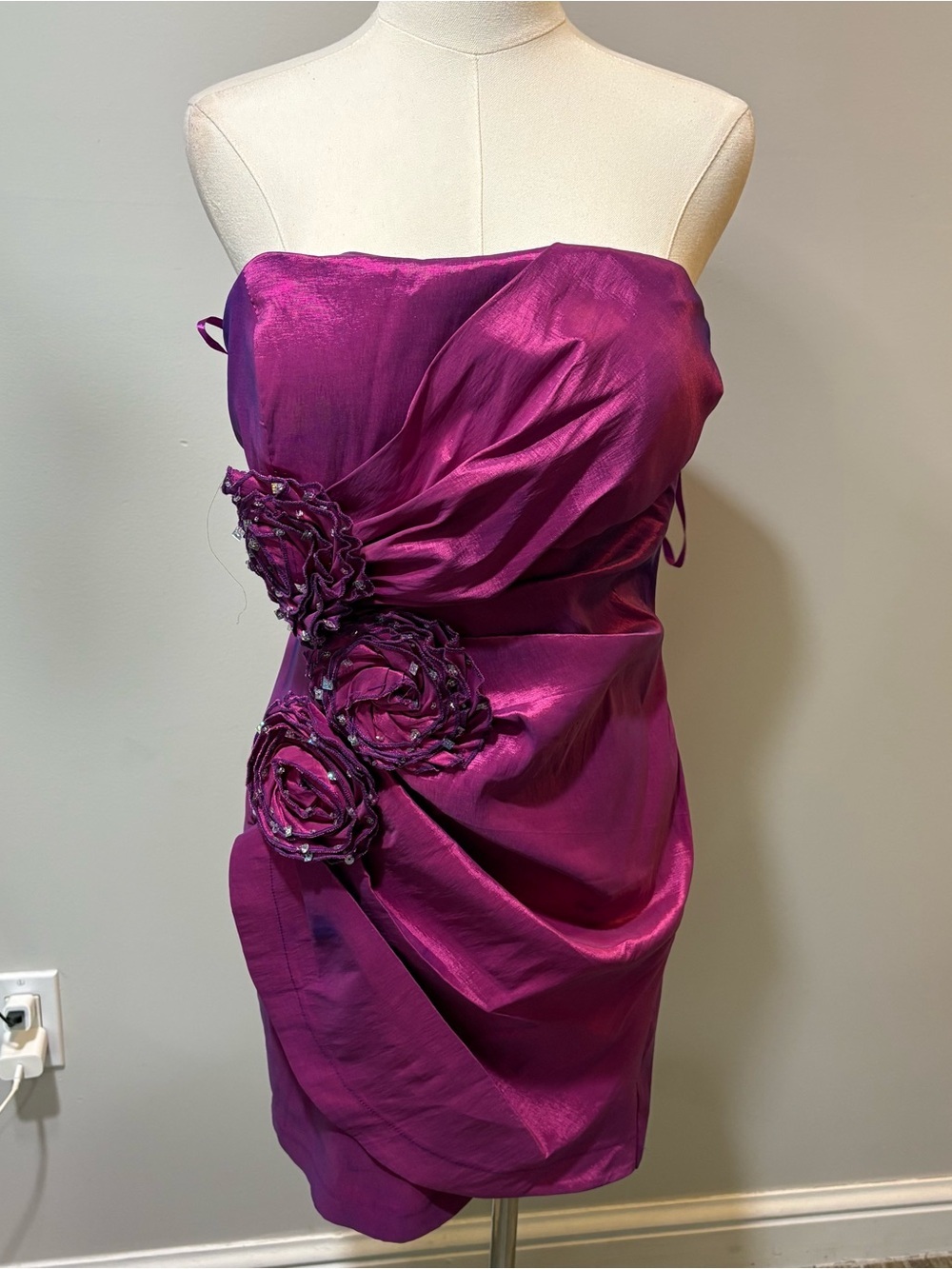 Y2K‎ Purple Iridescent Strapless Mini Dress Sz XL Ruched appliqué Prom